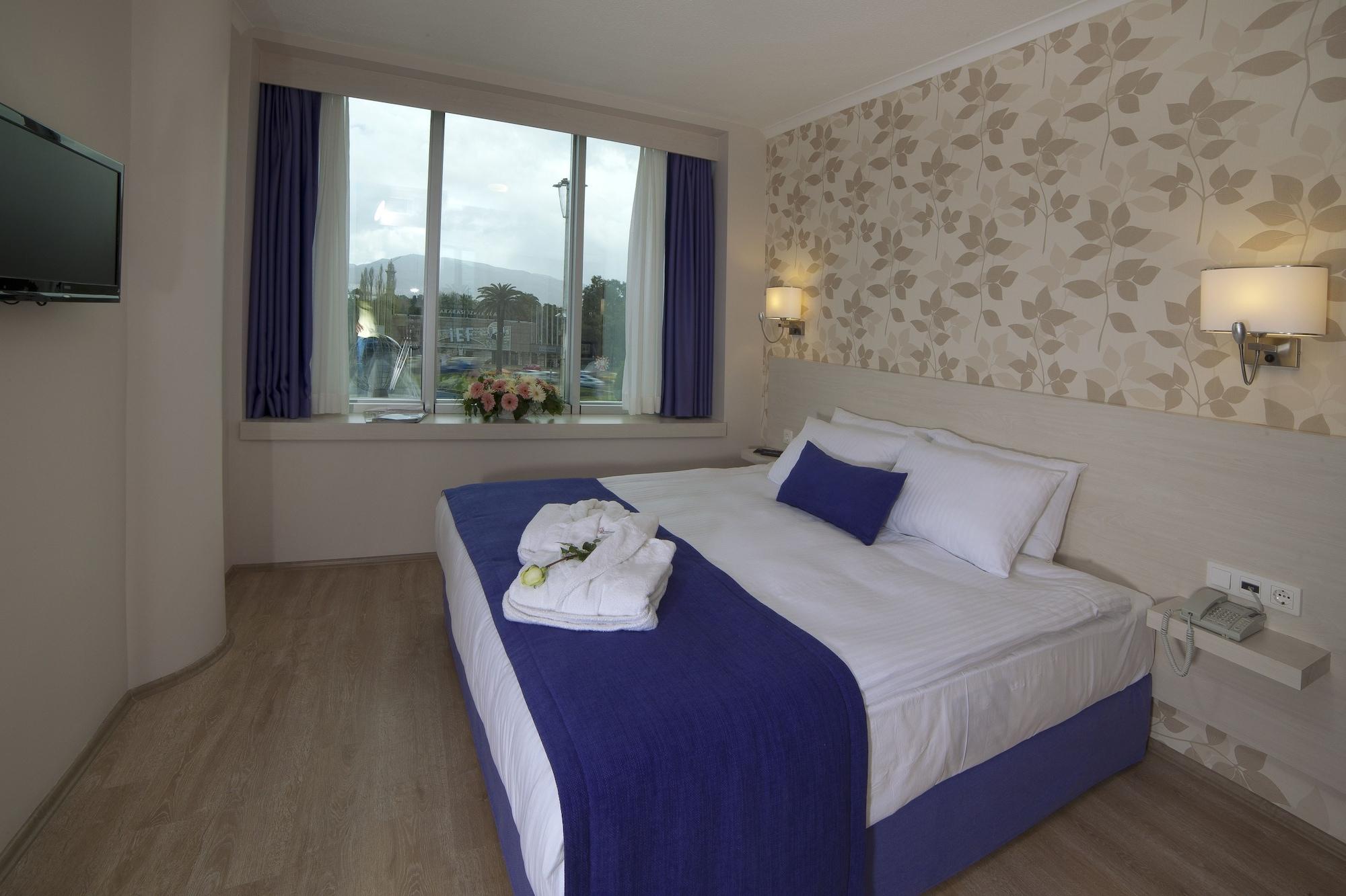 Walk In Hotel İzmir Buitenkant foto