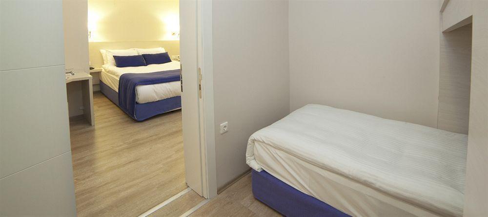 Walk In Hotel İzmir Buitenkant foto