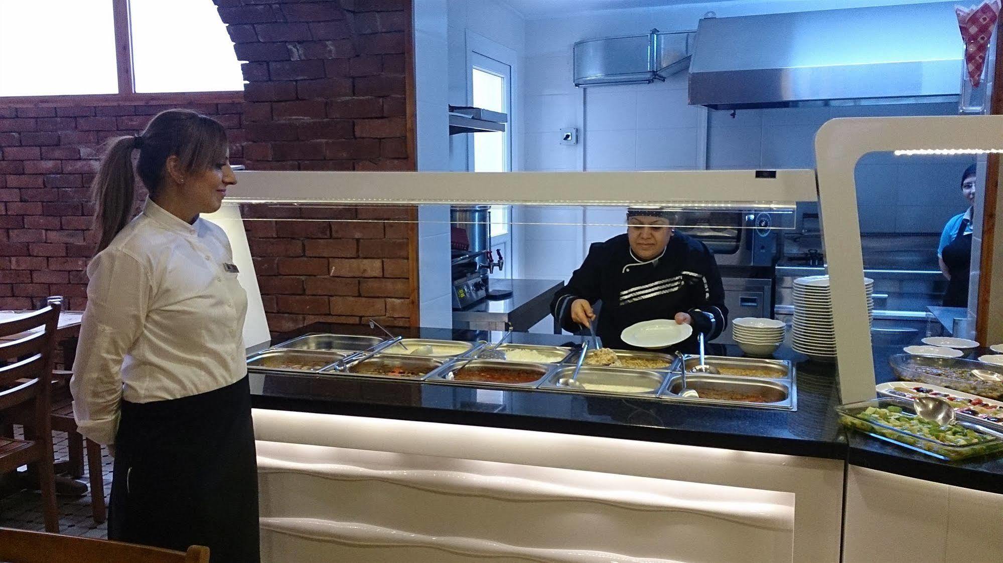 Walk In Hotel İzmir Buitenkant foto