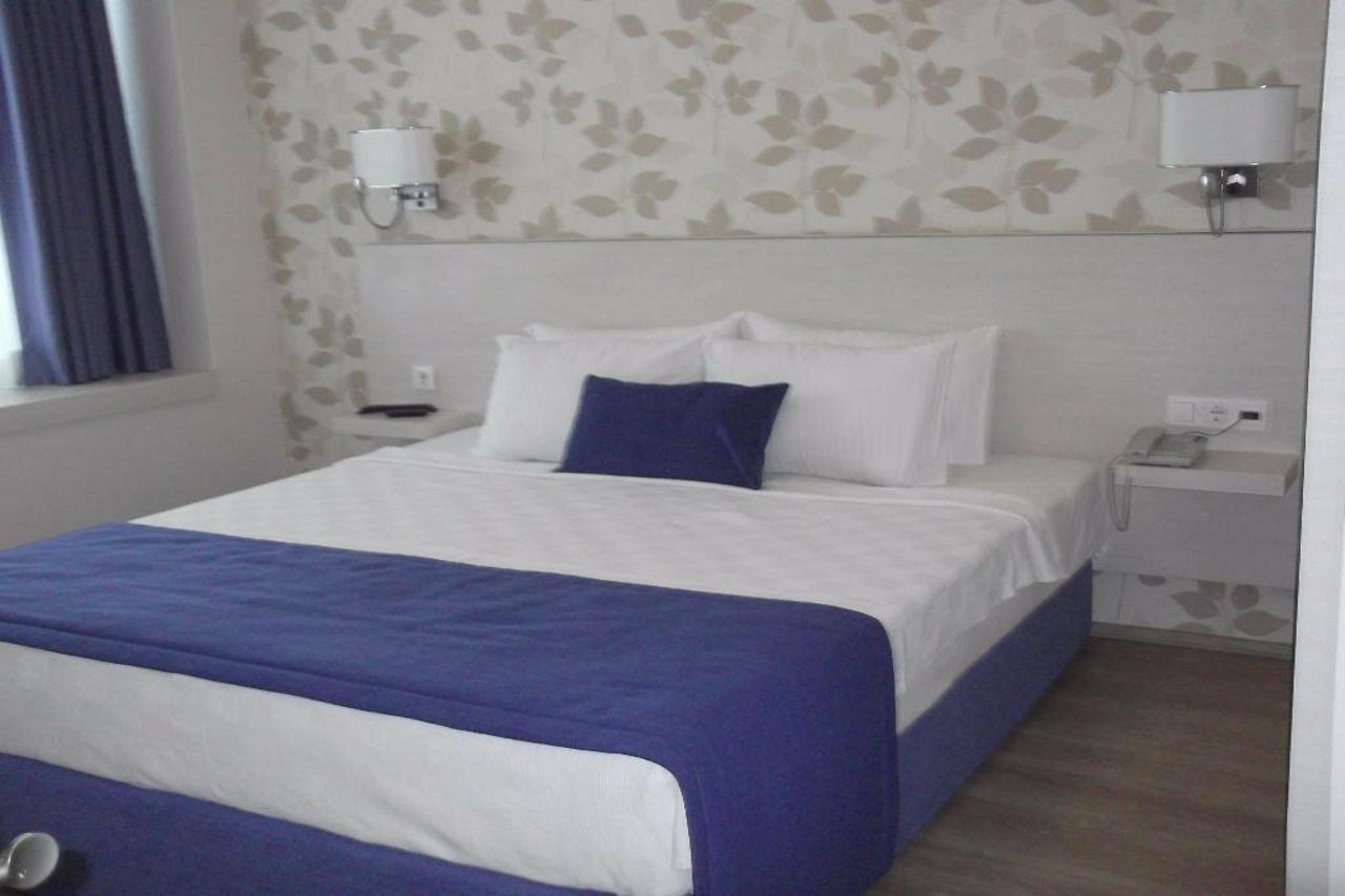 Walk In Hotel İzmir Buitenkant foto